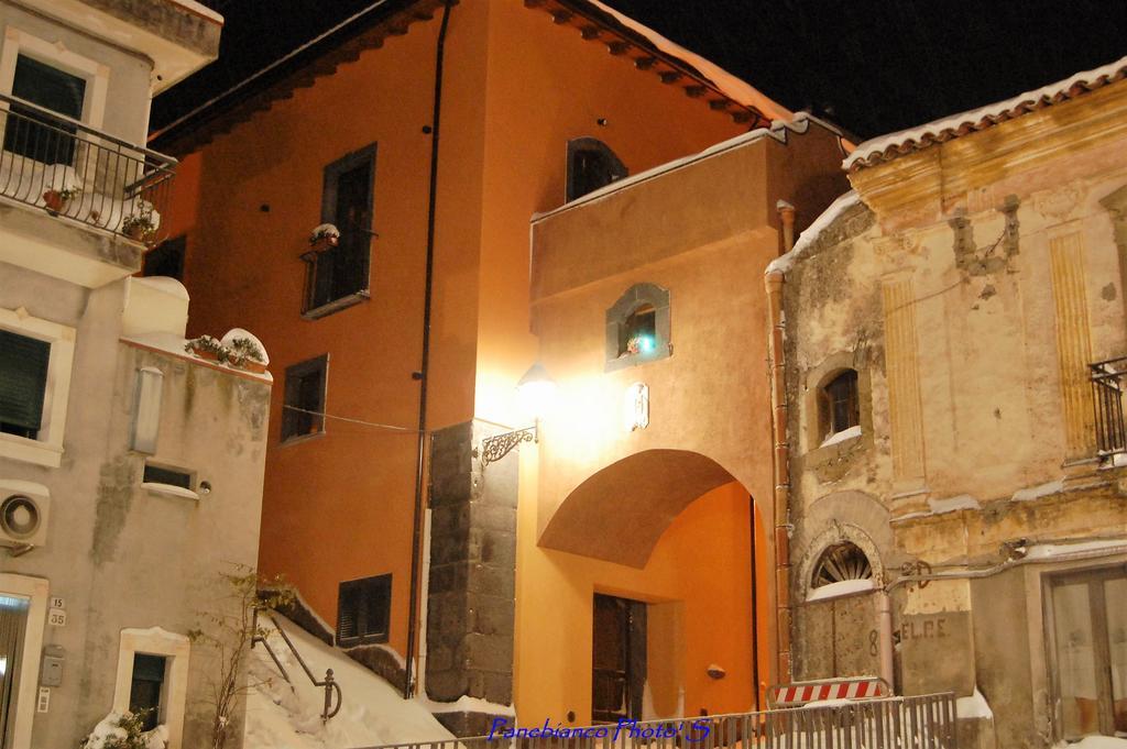 L'Arco Dei Sogni Hotel Malvagna Eksteriør billede