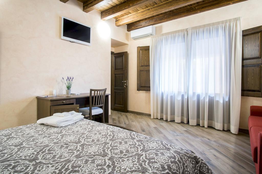L'Arco Dei Sogni Hotel Malvagna Eksteriør billede