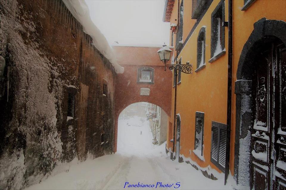 L'Arco Dei Sogni Hotel Malvagna Eksteriør billede